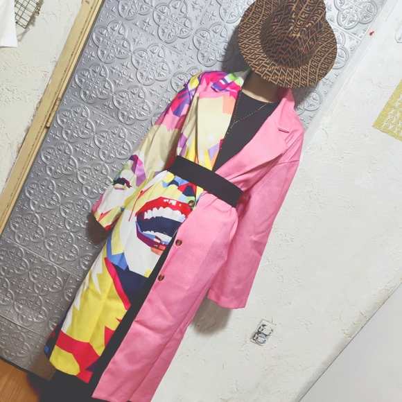 Marilyn Monroe Print Coat - Picture 2 of 9